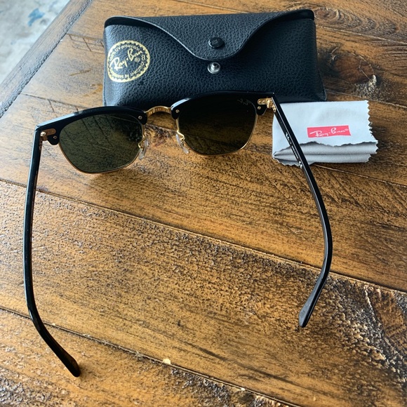 Ray Ban Clubmaster Classic Sunglasses. - Picture 5 of 6